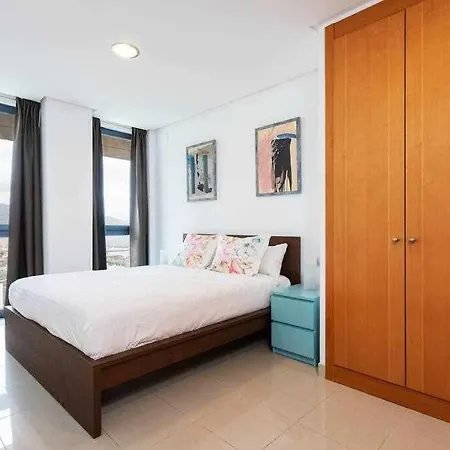 Apartamento Torres De Santa Cruz * Santa Cruz de Tenerife
